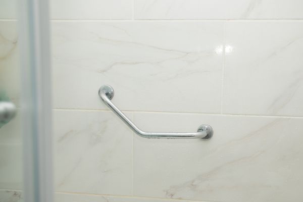 Cost of Mobility Shower Installation in Spring Hill